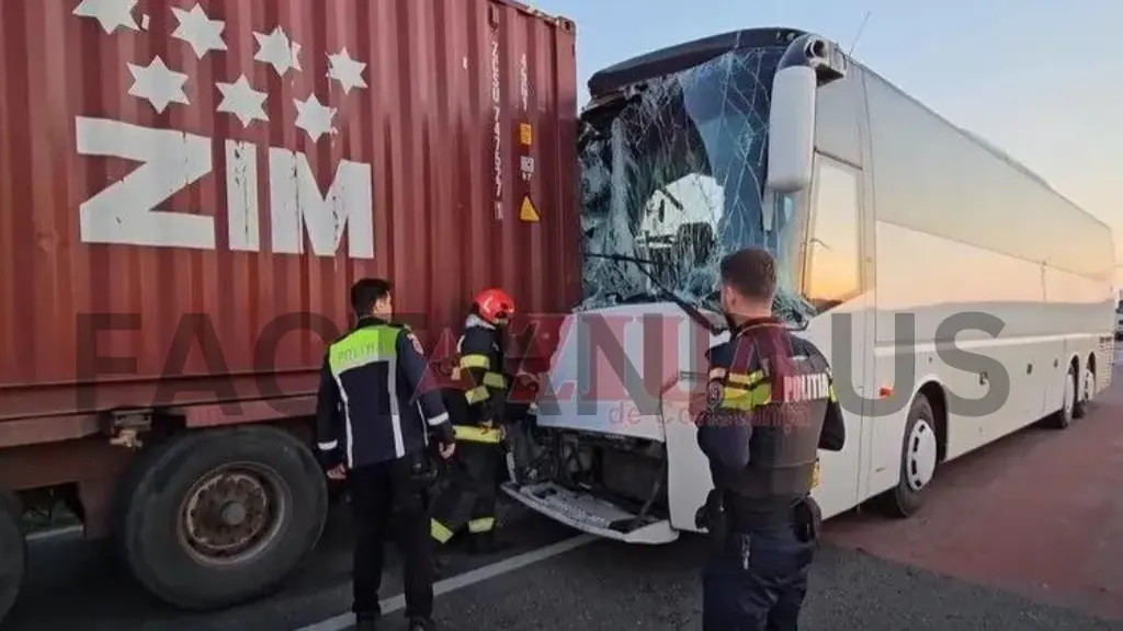 in romania, a bus with 57 ukrainians got into an accident. most of the passengers are children
