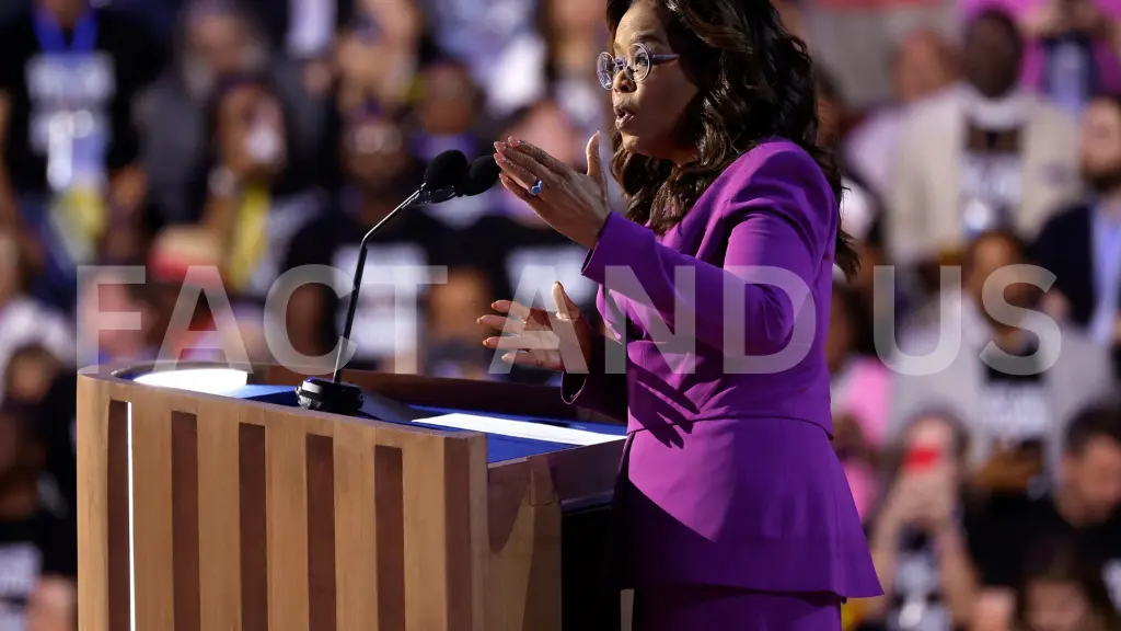 Oprah Tells Voters to 'Choose Truth' in Surprise Convention Speech